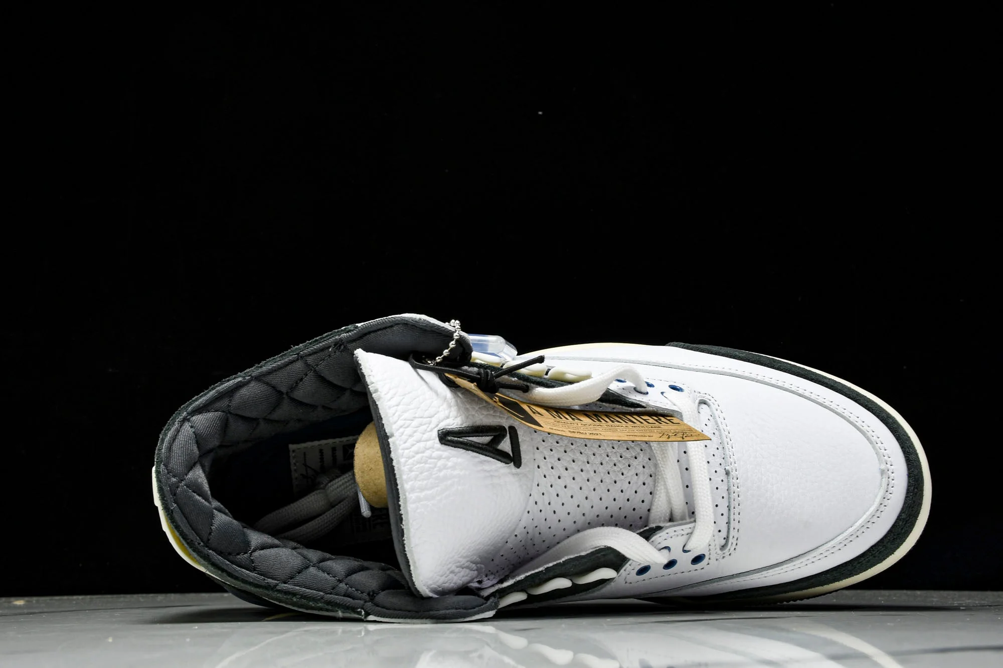 AJ3 Retro OG x A Ma Maniere 'Diffused Blue'