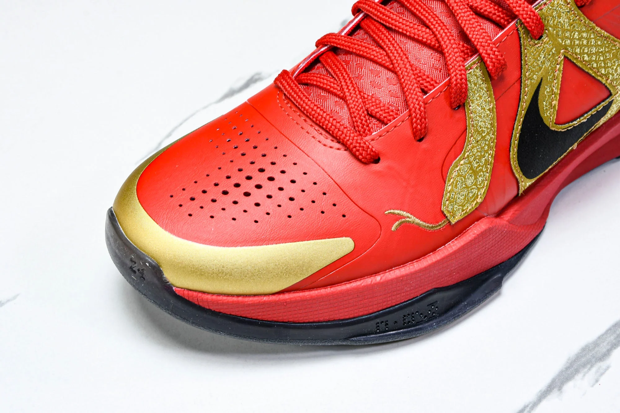 Kobe 5 Protro 'Year of the Mamba Univeristy Red'