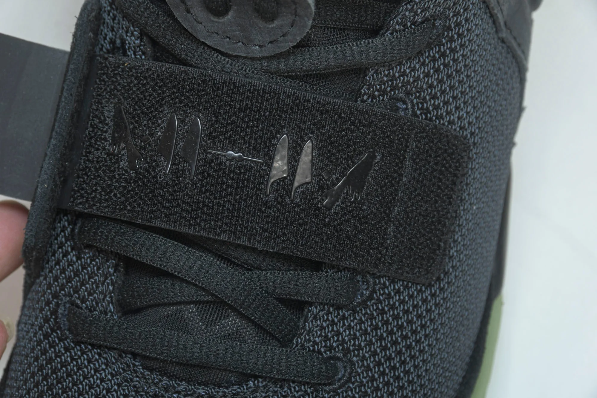 Yzy 2 NRG 'Solar Red'