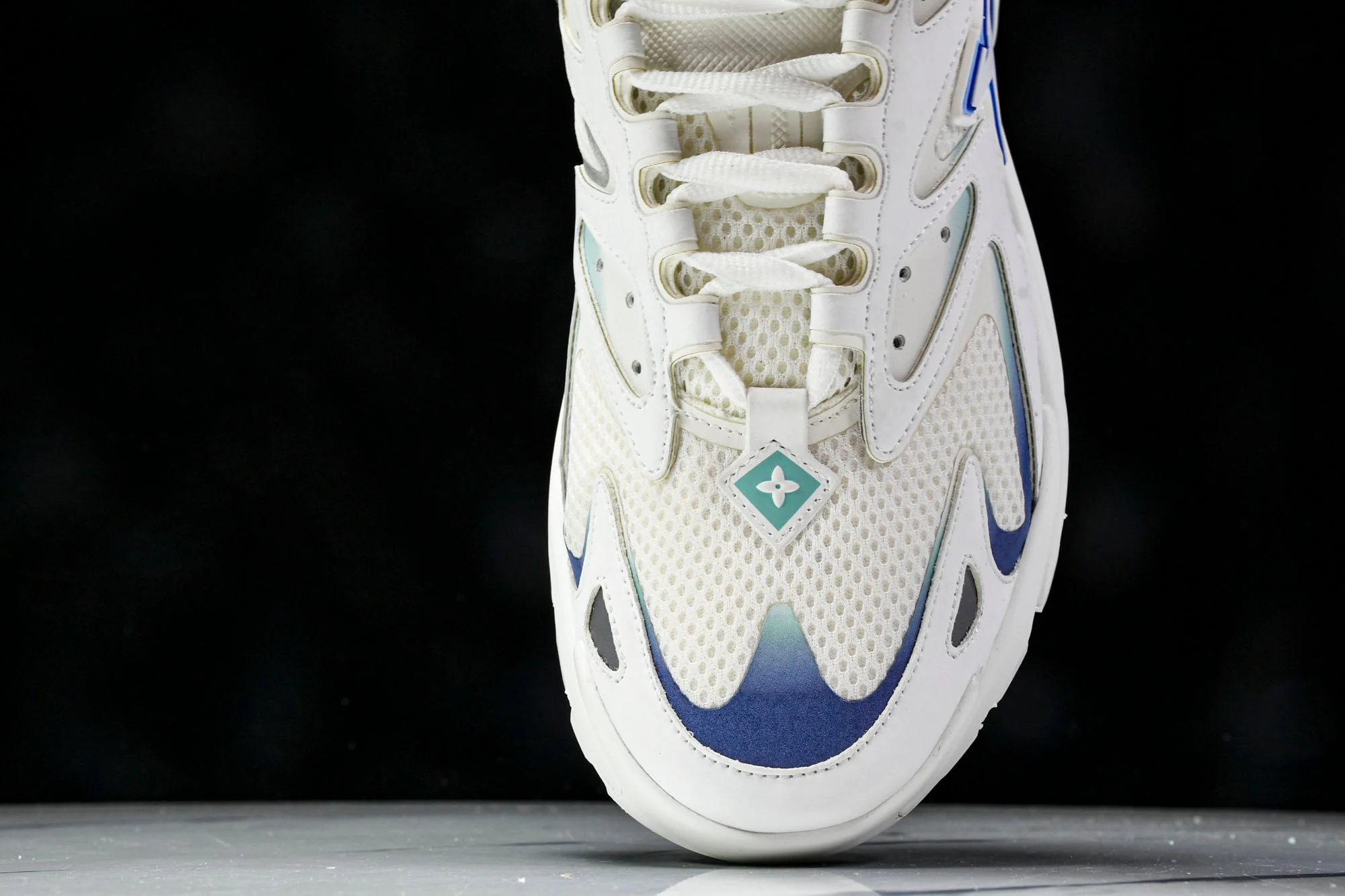Louis Vuittоп Runner Tatic Sneaker 'White Blue'