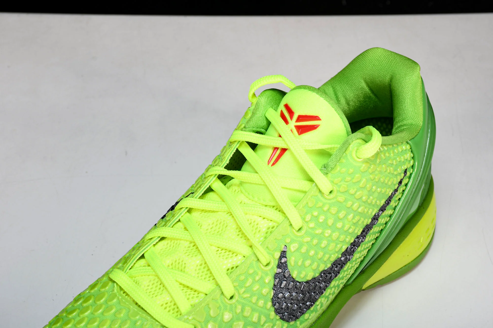 Kobe 6 Protro 'Grinch'