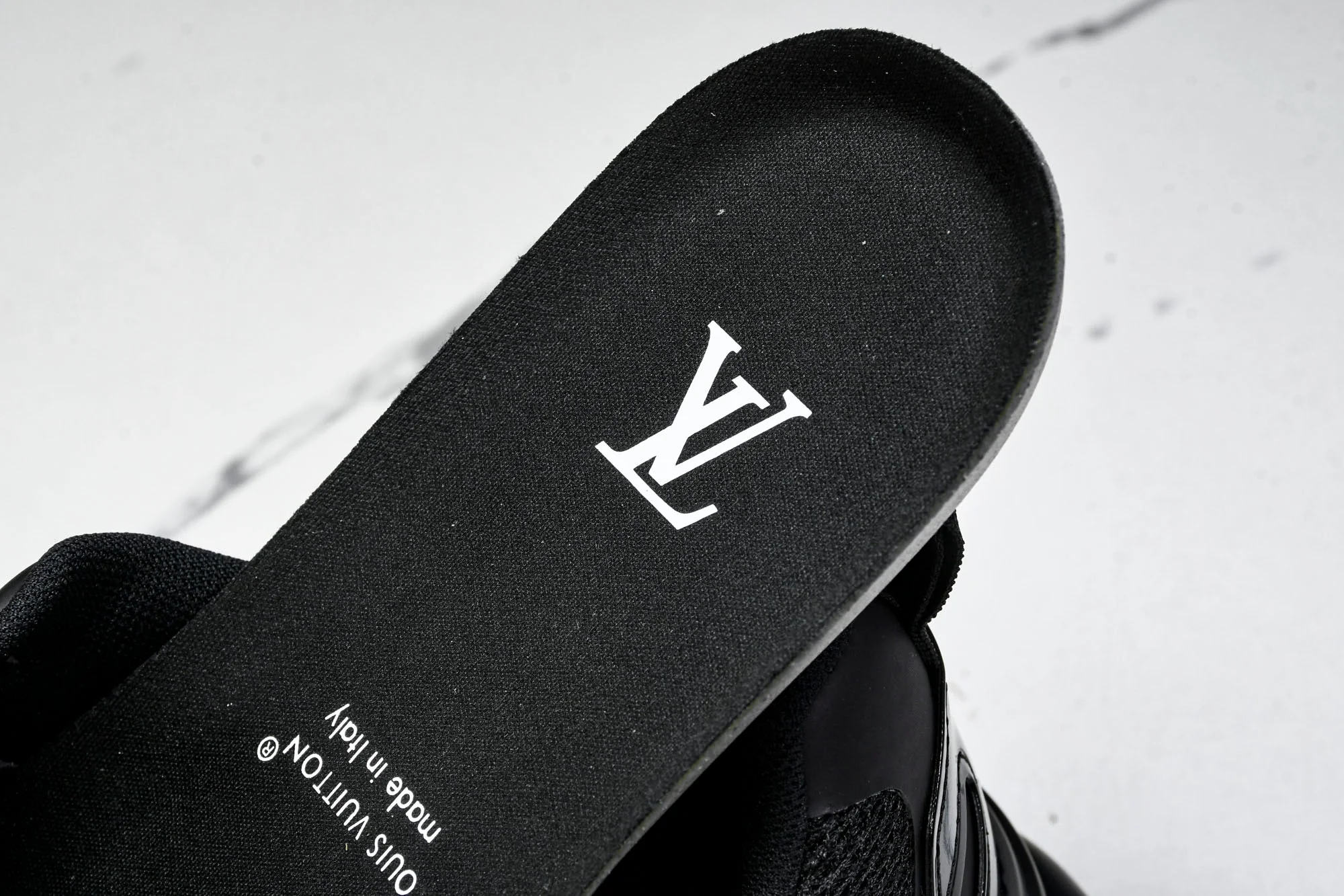 Louis Vuittоп Runner Tatic Sneaker 2.0 'Black'