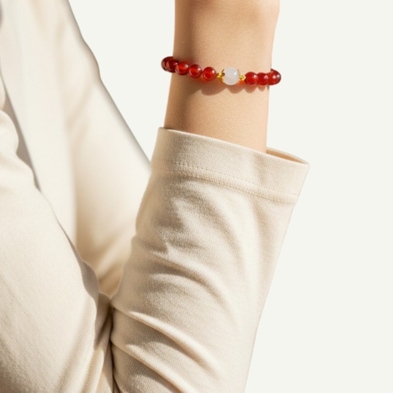 Red Agate & White Chalcedony Bracelet — Confident Calm
