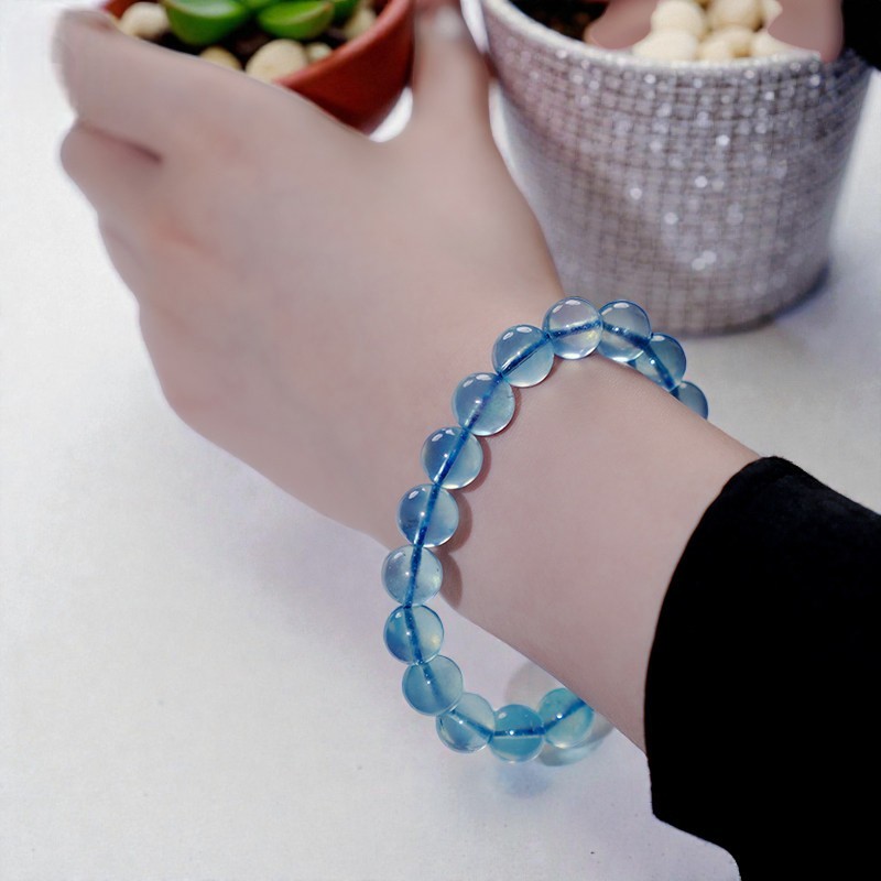 Aquamarine Bracelet — Calm Communication & Clarity