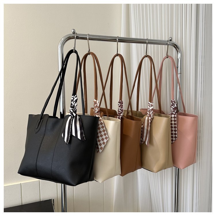 Minimalist Commuter Large Capacity Bag for Women Korean Fashion Tote Bag 2024 Spring Summer Niche Texture Shoulder Handbag