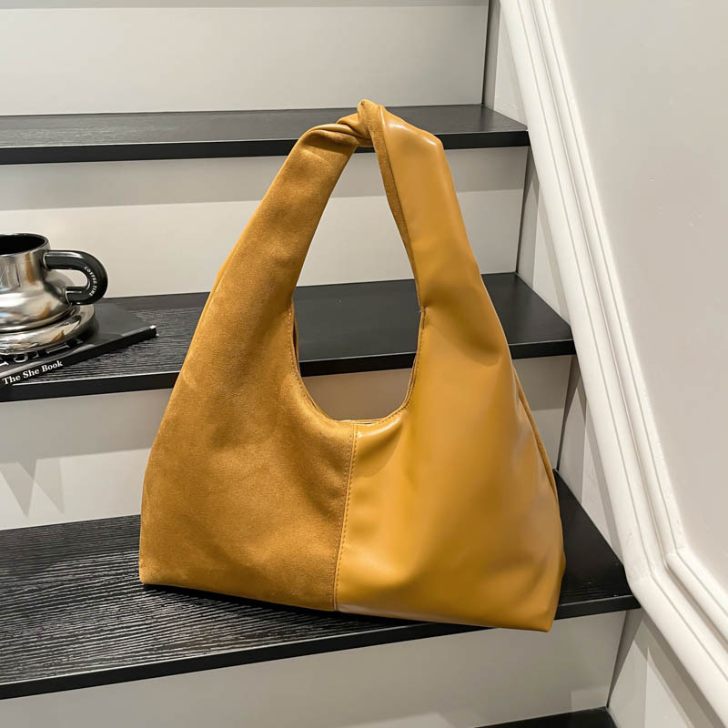 Large Capacity Tote Bag for Women Winter 2025 New Simple Fashion Versatile Shoulder Bag Color Block Commuter Underarm Bag