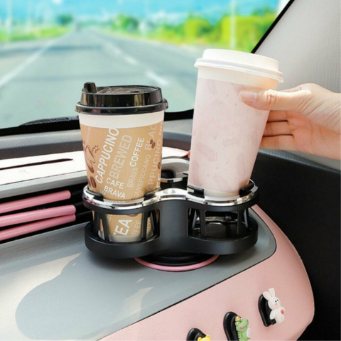 Becherhalter für das Auto — Praktisch und leicht zugänglich