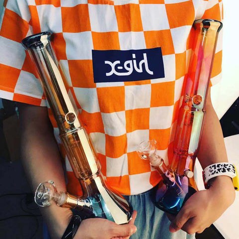 The Benefits of Using Glass Bongs