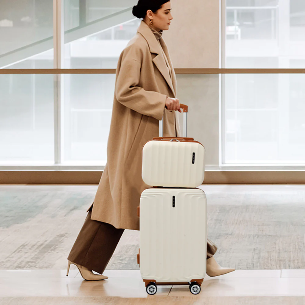 UUH 6-Piece Luggage Family Travel Set-Off White