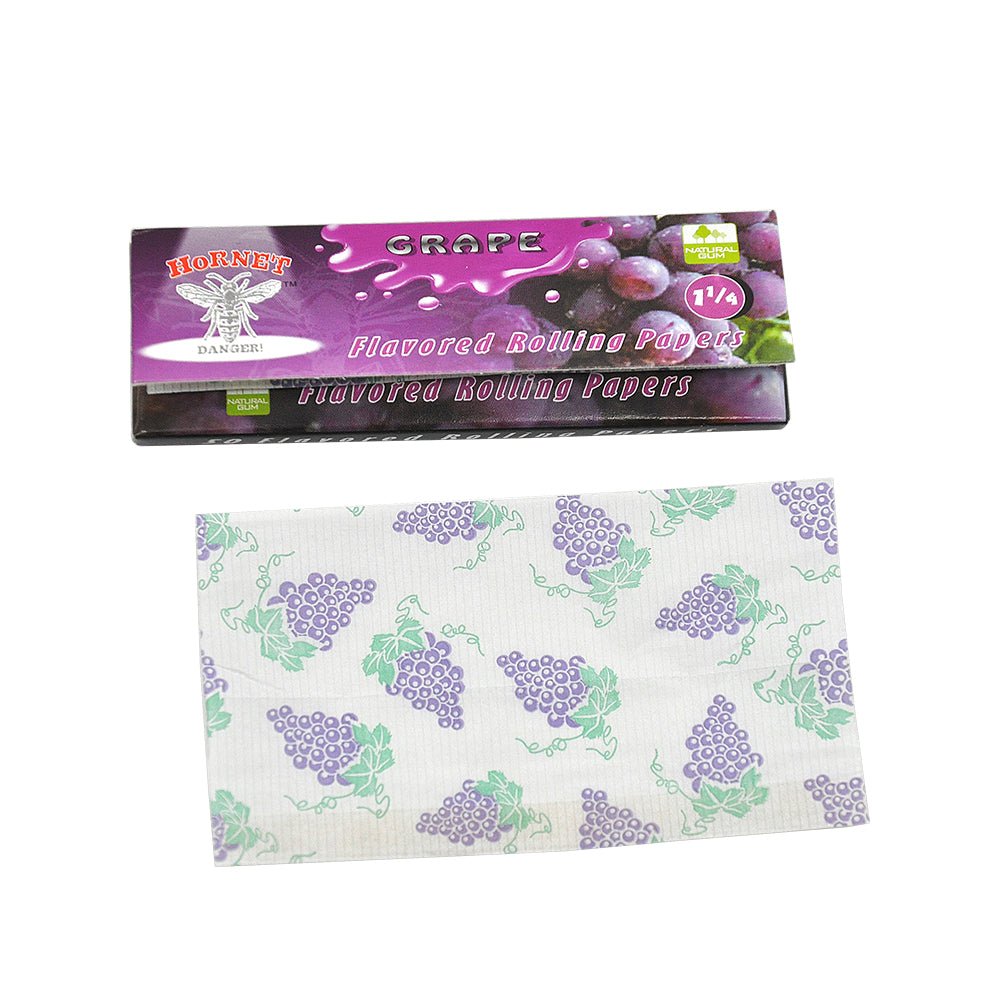 Hornet Grape Flavored Rolling Paper Box of 50 Booklets/2500 sheets - PuffingBird CA