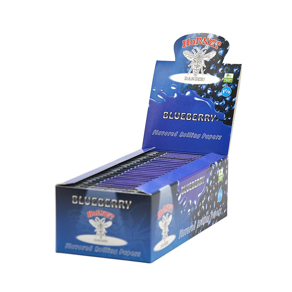 Hornet Blueberry Flavored Rolling Paper Box of 50 Booklets/2500 sheets - PuffingBird CA