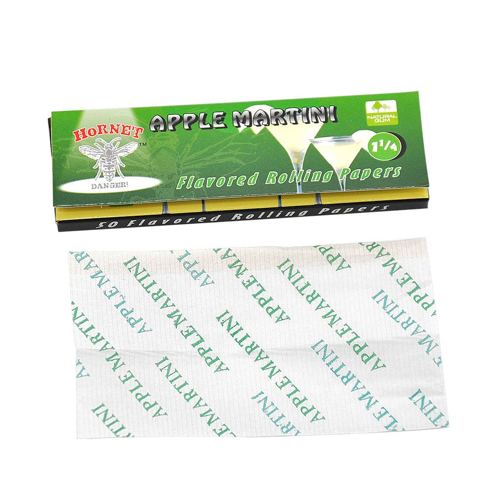Hornet Apple Martini Flavored Rolling Paper Box of 50 Booklets/2500 sheets - PuffingBird CA